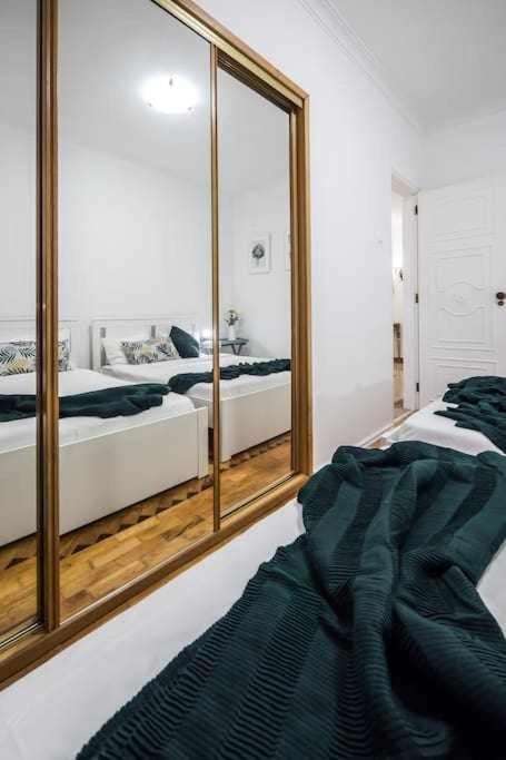Apart Lisboa Confortavel 2 Quartos Com Terraco 奥迪韦拉什 外观 照片