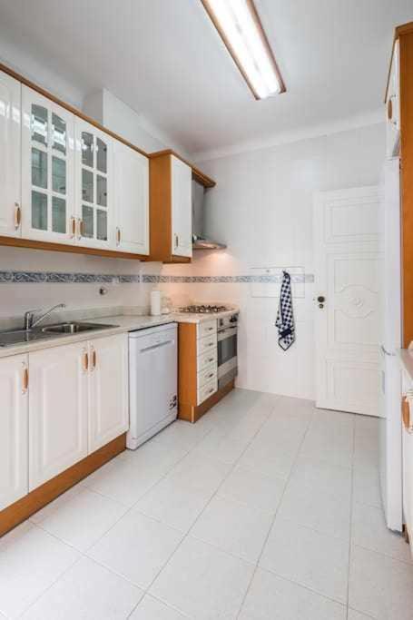 Apart Lisboa Confortavel 2 Quartos Com Terraco 奥迪韦拉什 外观 照片