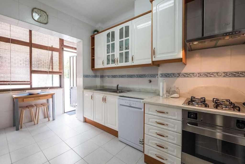 Apart Lisboa Confortavel 2 Quartos Com Terraco 奥迪韦拉什 外观 照片