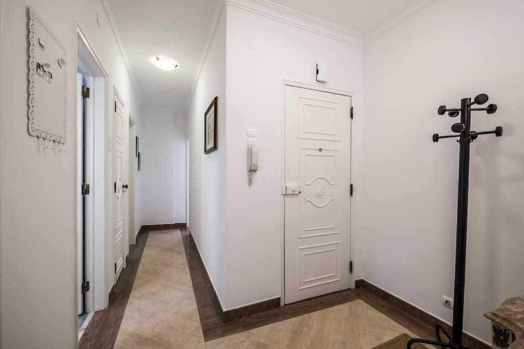 Apart Lisboa Confortavel 2 Quartos Com Terraco 奥迪韦拉什 外观 照片