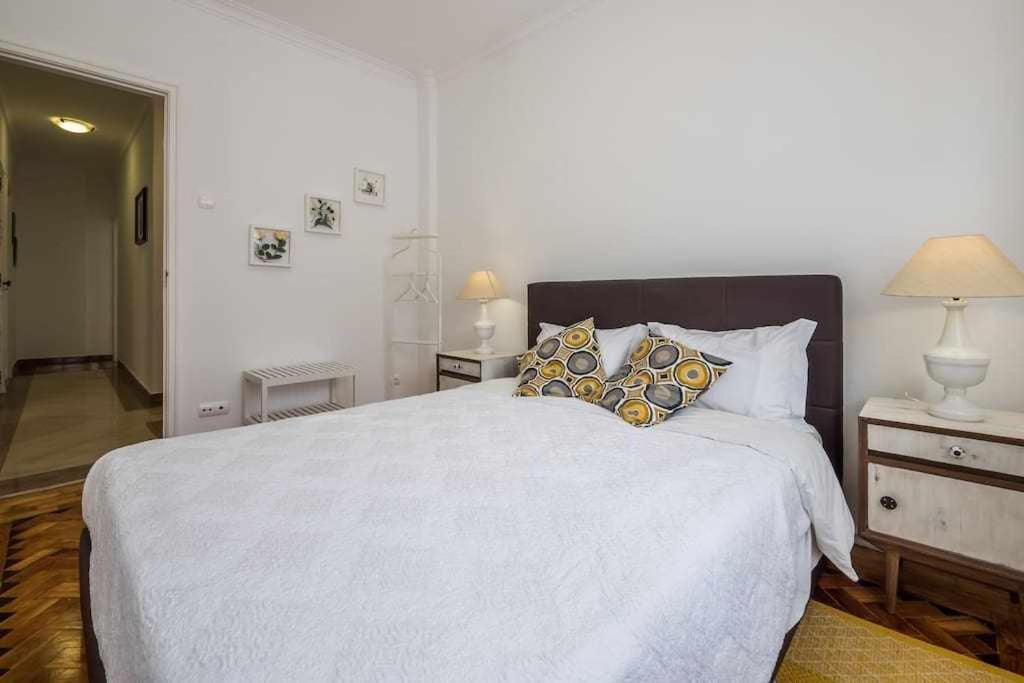 Apart Lisboa Confortavel 2 Quartos Com Terraco 奥迪韦拉什 外观 照片