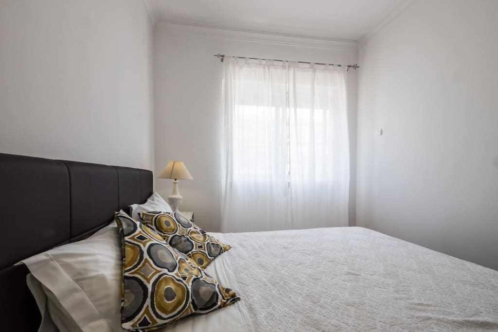 Apart Lisboa Confortavel 2 Quartos Com Terraco 奥迪韦拉什 外观 照片